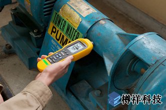 便攜式振動(dòng)分析儀測(cè)振儀Fluke 805 振動(dòng)烈度(點(diǎn)檢)儀